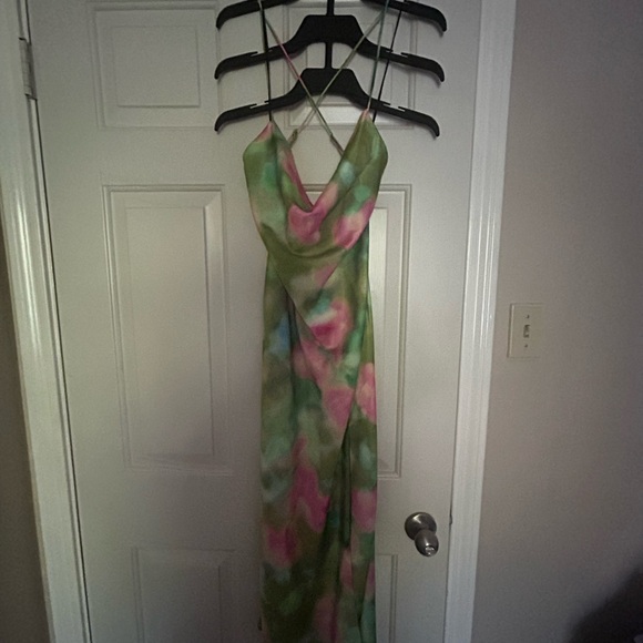 Silky Midi Crossback HM dress. Size Small - Picture 6 of 6